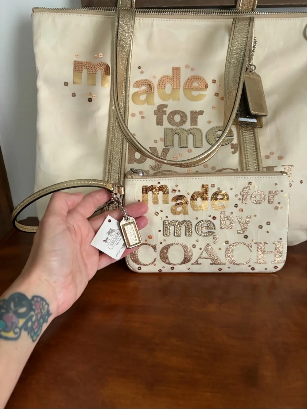 COACH 'Made For Me' White & Gold Tote Bag & Wristlet *READ*